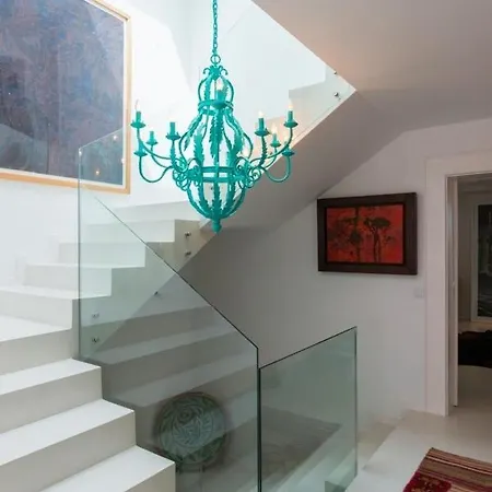 Villa In Cascais Up To 18 With Private Pool *